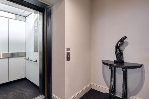 Auldington Hotel - New South Wales Tourism  2