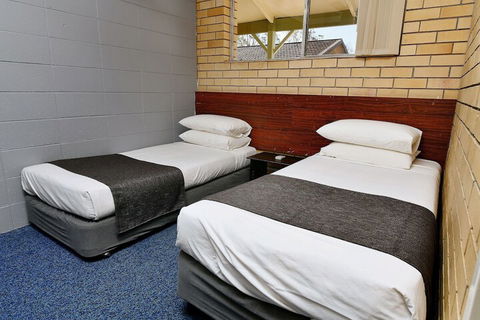 Burke And Wills Motor Inn - New South Wales Tourism  5