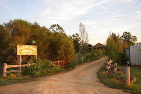The Vineyard Motel - New South Wales Tourism  1