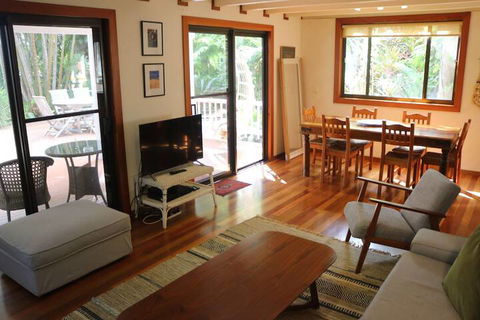 A Beach House At Byron - New South Wales Tourism  6