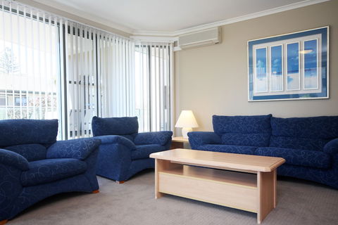 Sails Luxury Apartments, Forster - New South Wales Tourism  3