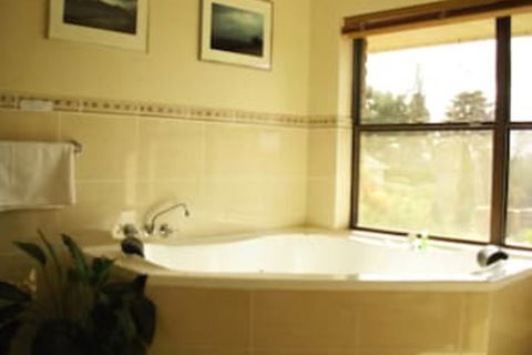 Bathurst Heights B&B - New South Wales Tourism  6