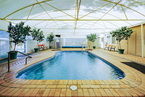 Artesian Spa Motel - New South Wales Tourism  3