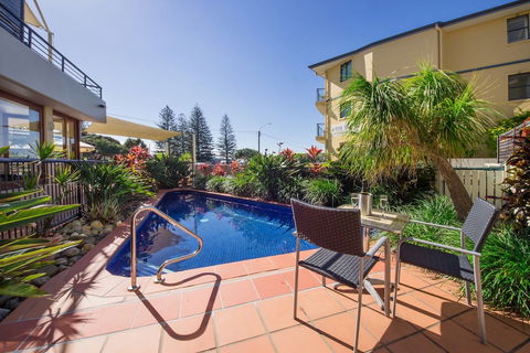 Yamba Beach Motel - New South Wales Tourism  6