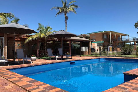 Haven Waters Motel & Apartments - New South Wales Tourism  2