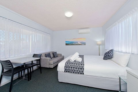 Haven Waters Motel & Apartments - New South Wales Tourism  5
