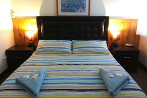 Aquarius Motel Belmont - New South Wales Tourism  0