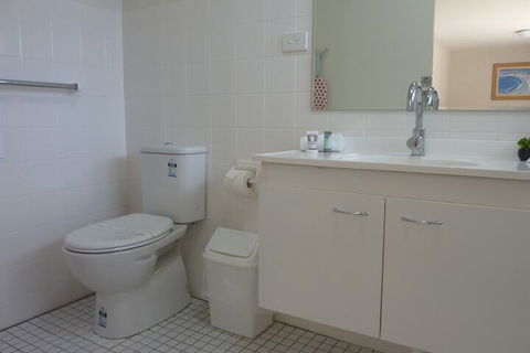 Jadran Motel & El Jays Holiday Lodge - New South Wales Tourism  5