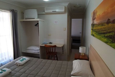 Taree Country Motel - New South Wales Tourism  6