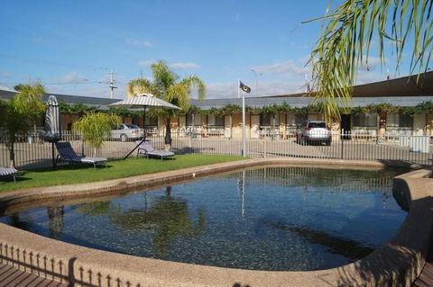 Bell Tower Motor Inn - New South Wales Tourism  4