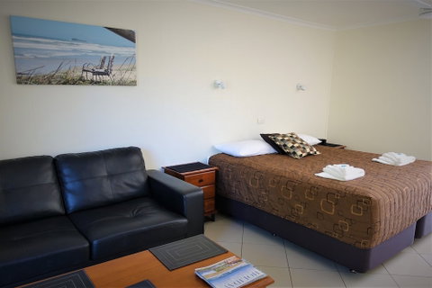 Pacific Palms Motor Inn - New South Wales Tourism  3