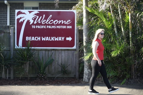 Pacific Palms Motor Inn - New South Wales Tourism  1