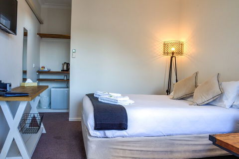 Bathurst Explorers Motel - New South Wales Tourism  6