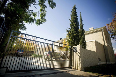 Globe Apartments - New South Wales Tourism  1