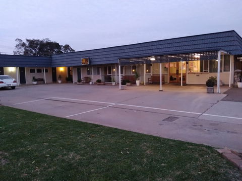 City Park Motel & Apartments - New South Wales Tourism  2