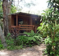 Samurai Beach Bungalows Port Stephens YHA - New South Wales Tourism 