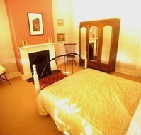 Cromwell House - New South Wales Tourism 