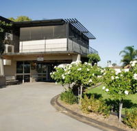 Mayfair Motel - New South Wales Tourism 