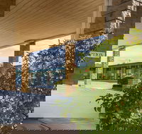 Hi Way Eight Motor Inn