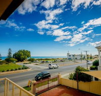 Esplanade Apartments at West Beach - New South Wales Tourism 