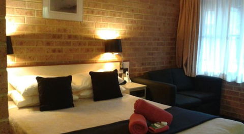Elsinor Motor Lodge - New South Wales Tourism  2