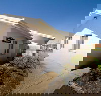 Rockhampton Serviced Apartments - New South Wales Tourism 