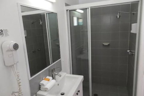 Ocean Shores Motel - New South Wales Tourism  4