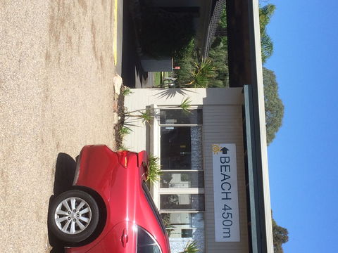 Hanging Rock Family Motel - New South Wales Tourism  1