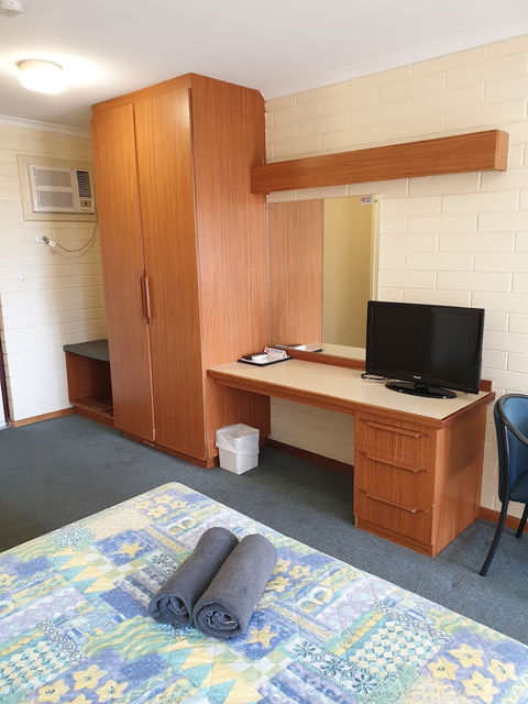 Lacepede Bay Motel - New South Wales Tourism  4