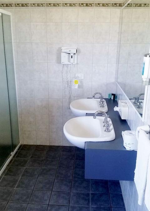 Lacepede Bay Motel - New South Wales Tourism  3