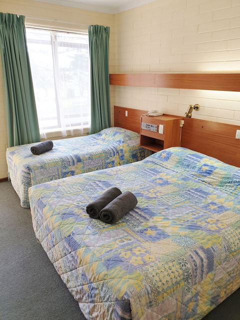 Lacepede Bay Motel - New South Wales Tourism  2