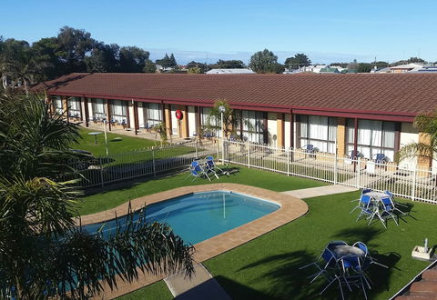 Lacepede Bay Motel - New South Wales Tourism  0