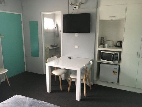 Plantation Retro Motel Tyndale - New South Wales Tourism  6