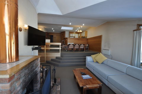 Salzburg Apartments - New South Wales Tourism  3