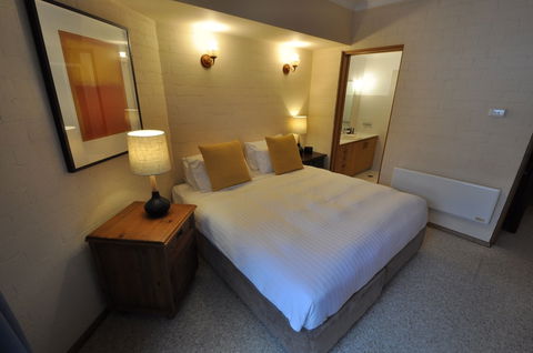Salzburg Apartments - New South Wales Tourism  6