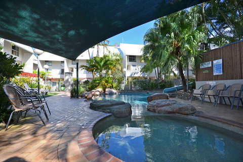 Raintrees On Moffat Beach - New South Wales Tourism  4