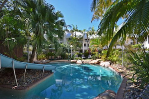 Raintrees On Moffat Beach - New South Wales Tourism  0