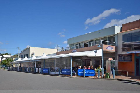 Raintrees On Moffat Beach - New South Wales Tourism  6