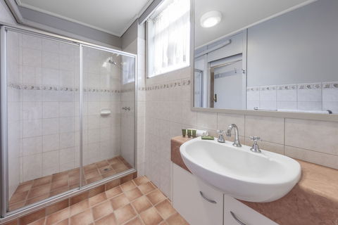 Dorset Gardens Hotel - New South Wales Tourism  5
