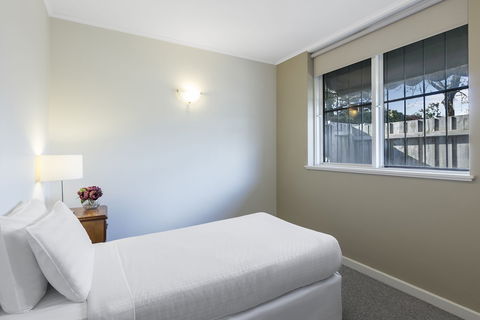 Dorset Gardens Hotel - New South Wales Tourism  1