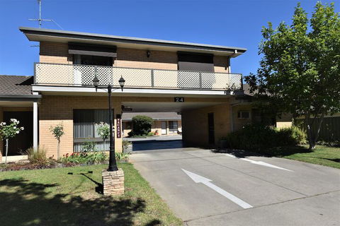 Albury Allawa Motor Inn - New South Wales Tourism  1