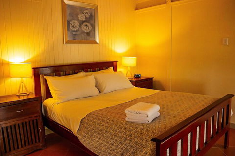 Kalimna Woods Cottages - New South Wales Tourism  4