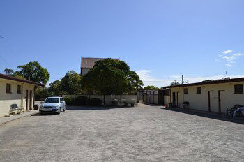 Flinders Ranges Motel - New South Wales Tourism  3