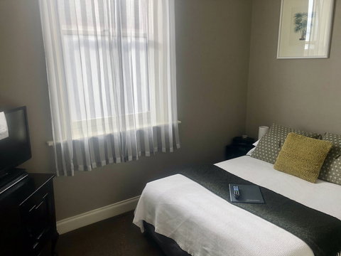 Athelstane House - New South Wales Tourism  2