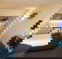 Shoreline Hotel - New South Wales Tourism 