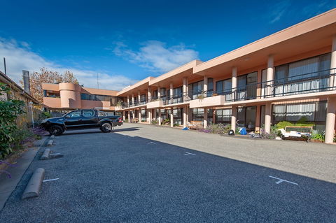 Albury Winsor Park Motor Inn - New South Wales Tourism  2