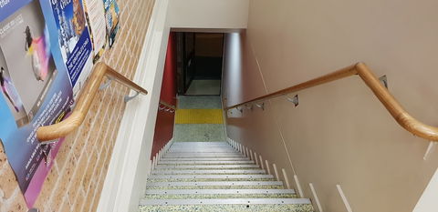 The Entrance Backpackers - Hostel - New South Wales Tourism  1