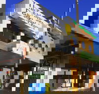 The Entrance Backpackers - Hostel - New South Wales Tourism 