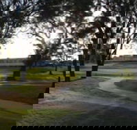 Emerald Executive Apartments - New South Wales Tourism 