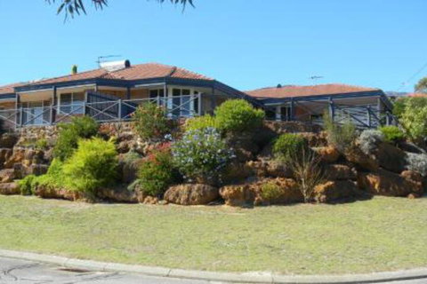 Albany Holiday House - New South Wales Tourism  0